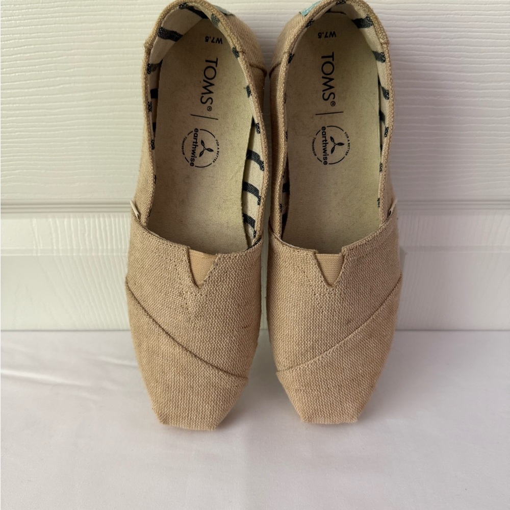 Toms “Alpargata” Women's Tan Canvas Flats